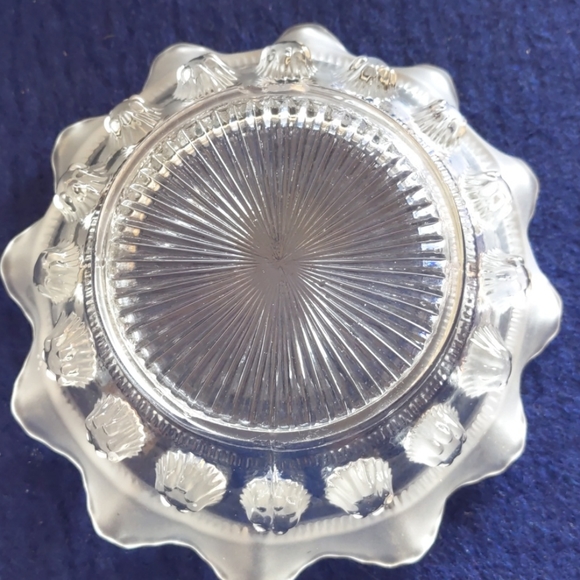 Pair of Davidson Glass Bowls - Picture 3 of 6